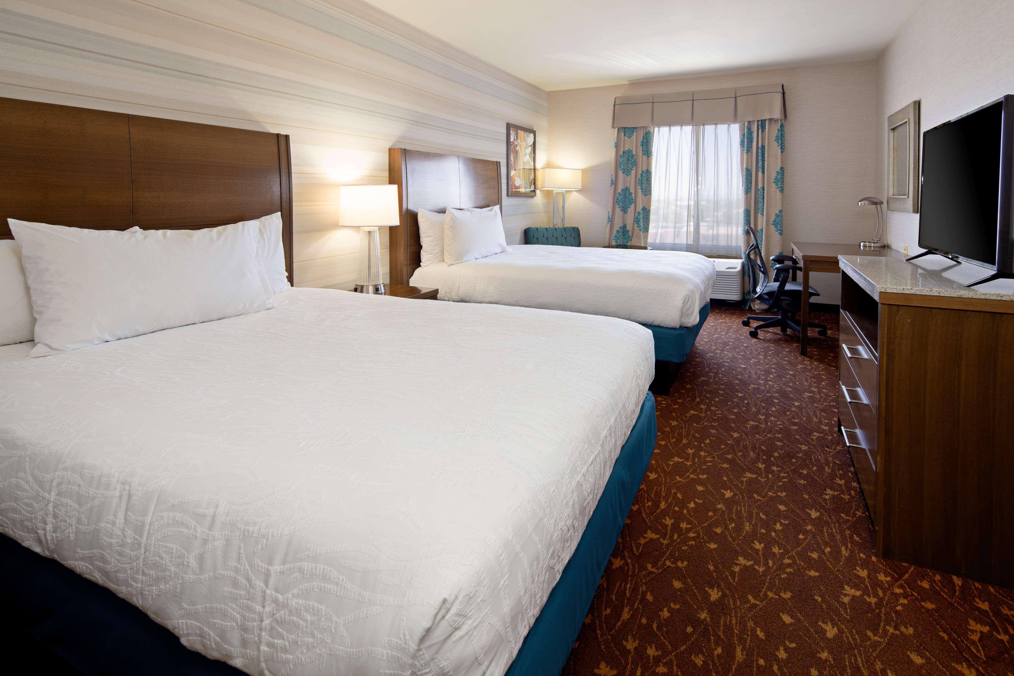Hilton Garden Inn Albuquerque Airport Exterior photo